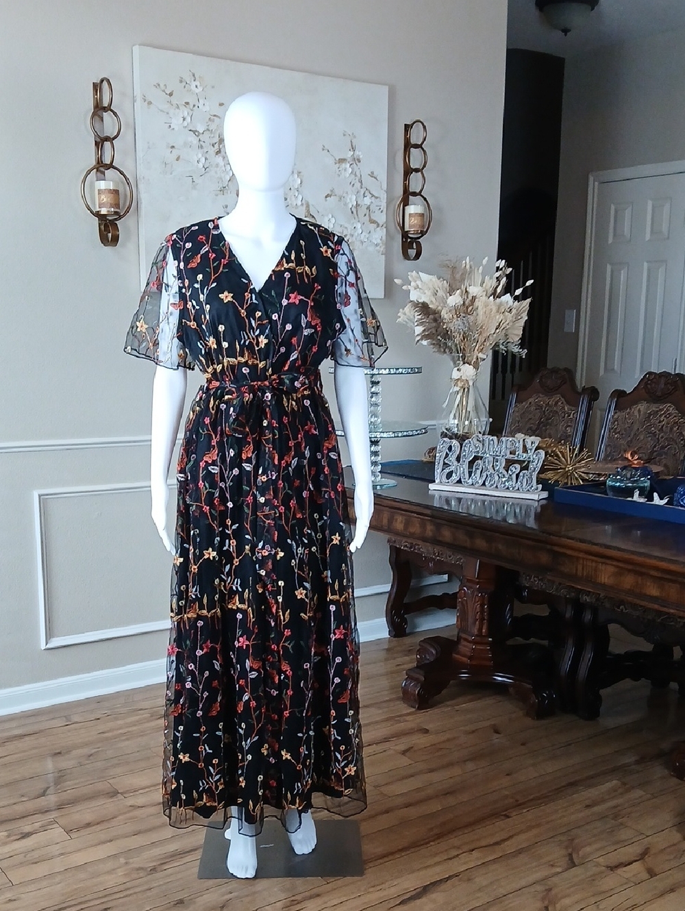 New Black Floral Embroidered V-Neck Short Sleeves Ballerina Dress Tie Waist L